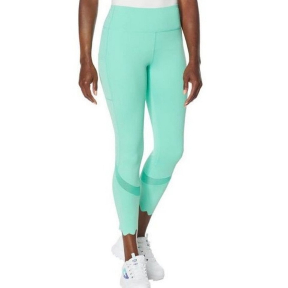 🆕️ FILA Athletic Workout Cropped Tight Leggings
